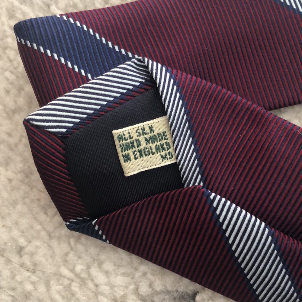 Burberry tie - Picture 8 of 8